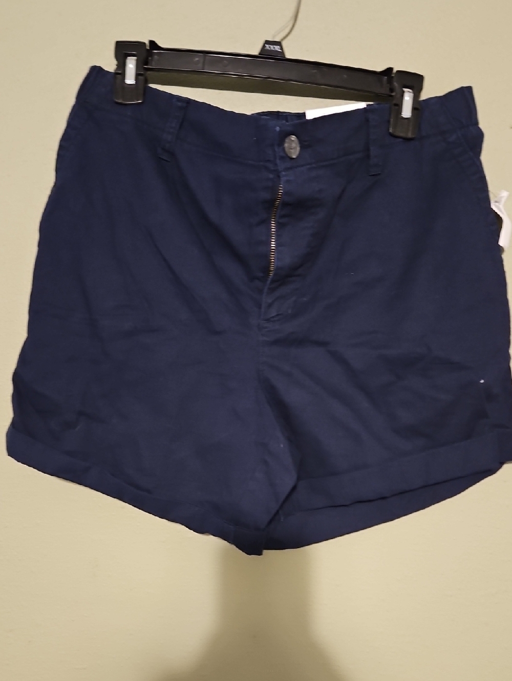 Old Navy OG Chino High Rise Shorts — Classic Summer Staple